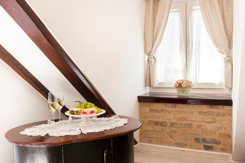 Boutique Cardea Hotell Split Exteriör bild