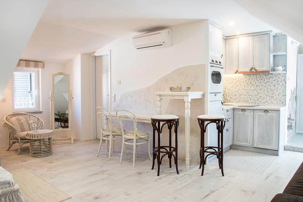 Boutique Cardea Hotell Split Exteriör bild
